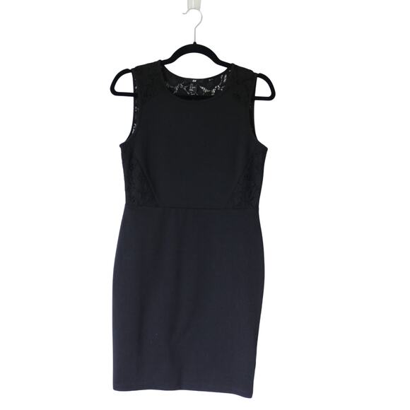 Women's Sleeveless Black Lace Back Dress Size Small - Picture 1 of 6